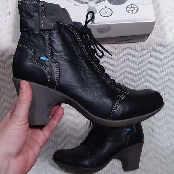 Nordstrom Shoes - Nordstrom Leather Lace-up Boots, EUC, Size 10